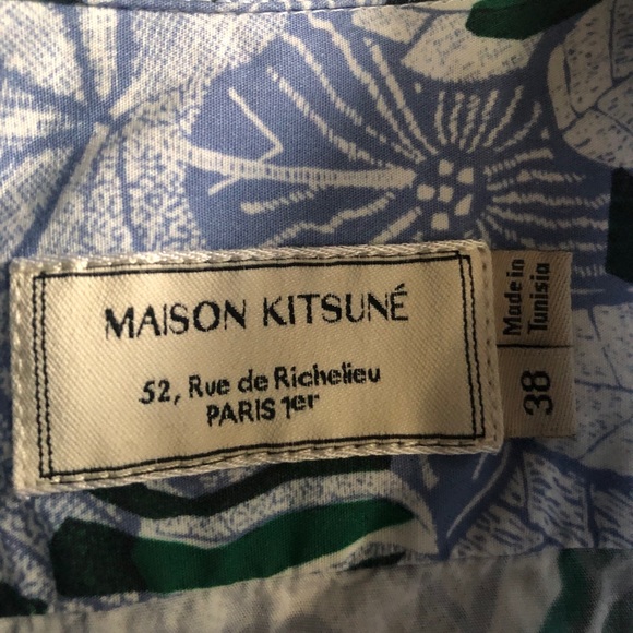 ✨NWOT✨ Maison Kitsune button down - Picture 2 of 4